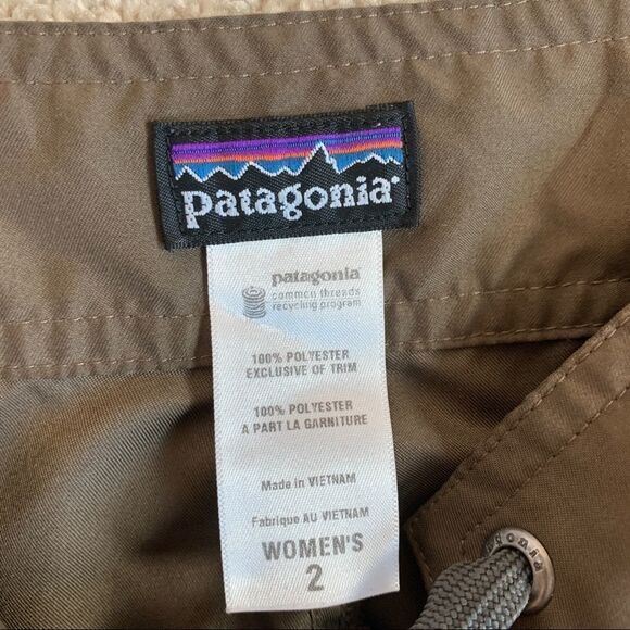 PATAGONIA Women’s Chocolate Brown Shorts Sz 2 - Picture 5 of 10